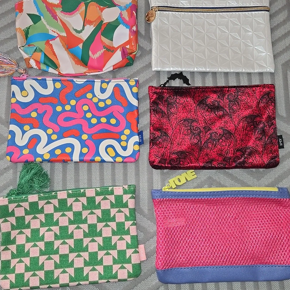 Ipsy Bags - Picture 2 of 2